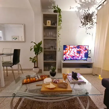 Apartman Next To Piletas